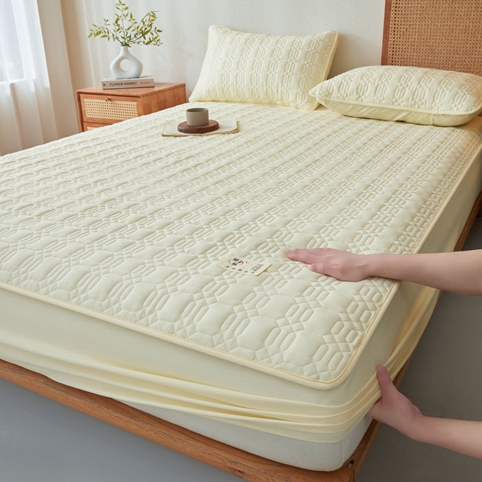 91家纺网 家纺一手货源 找家纺 邵依家纺 2026新款原棉防水床笠系列 菱格豆青