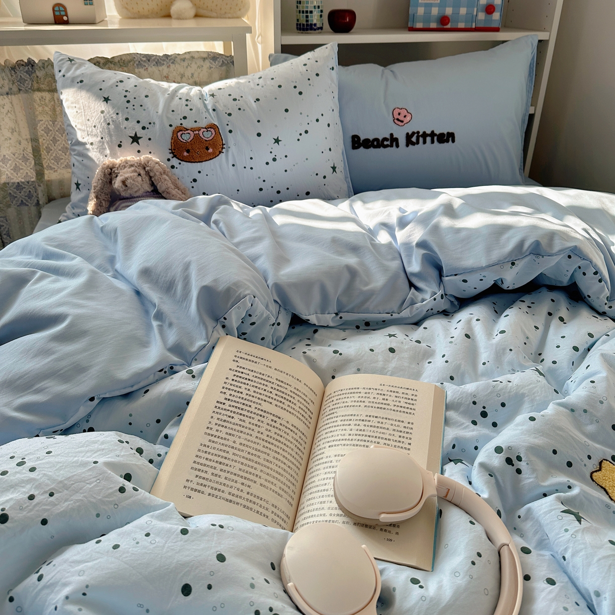 91家纺网 家纺一手货源 找家纺 贝扬思家纺 2026新款超软糯可爱系毛巾绣四件套系列 kt猫派对