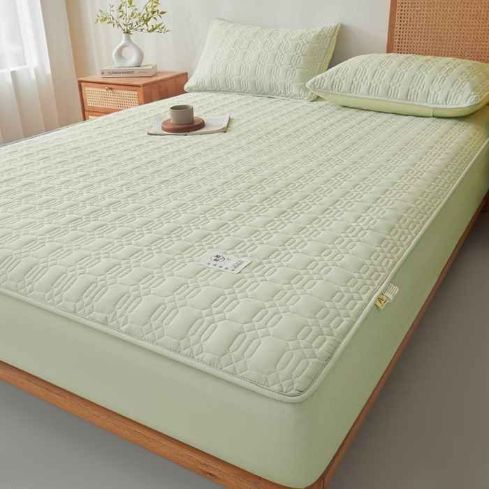 91家纺网 家纺一手货源 找家纺 邵依家纺 2026新款原棉防水床笠系列 菱格嫩绿