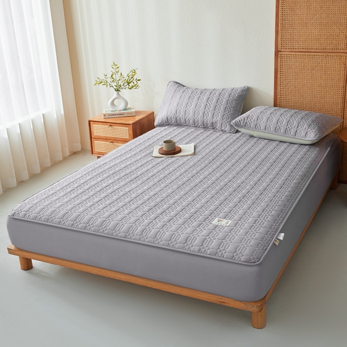 91家纺网 家纺一手货源 找家纺 邵依家纺 2026新款原棉防水床笠系列 菱格浅灰