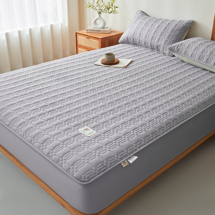 91家纺网 家纺一手货源 找家纺 邵依家纺 2026新款原棉防水床笠系列 菱格浅灰