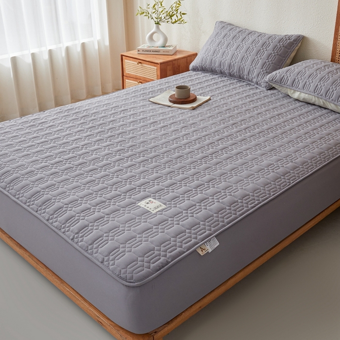 91家纺网 家纺一手货源 找家纺 邵依家纺 2026新款原棉防水床笠系列 菱格深灰