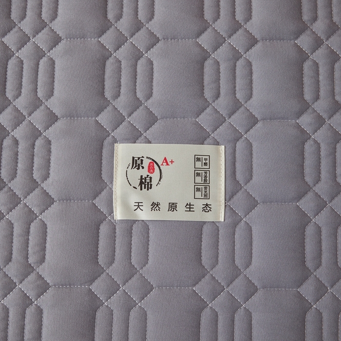 91家纺网 家纺一手货源 找家纺 邵依家纺 2026新款原棉防水床笠系列 菱格深灰