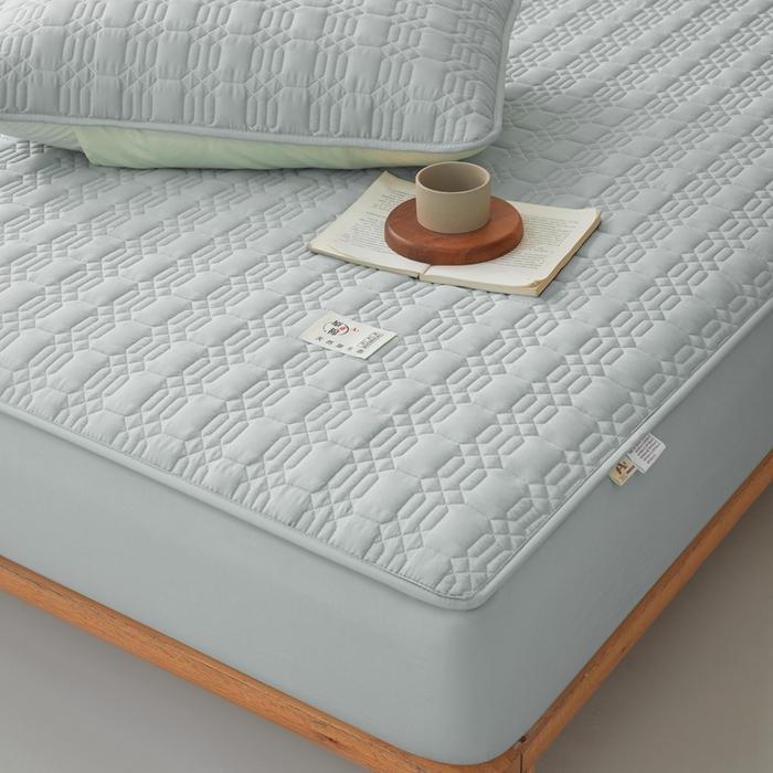 91家纺网 家纺一手货源 找家纺 邵依家纺 2026新款原棉防水床笠系列 菱格烟灰