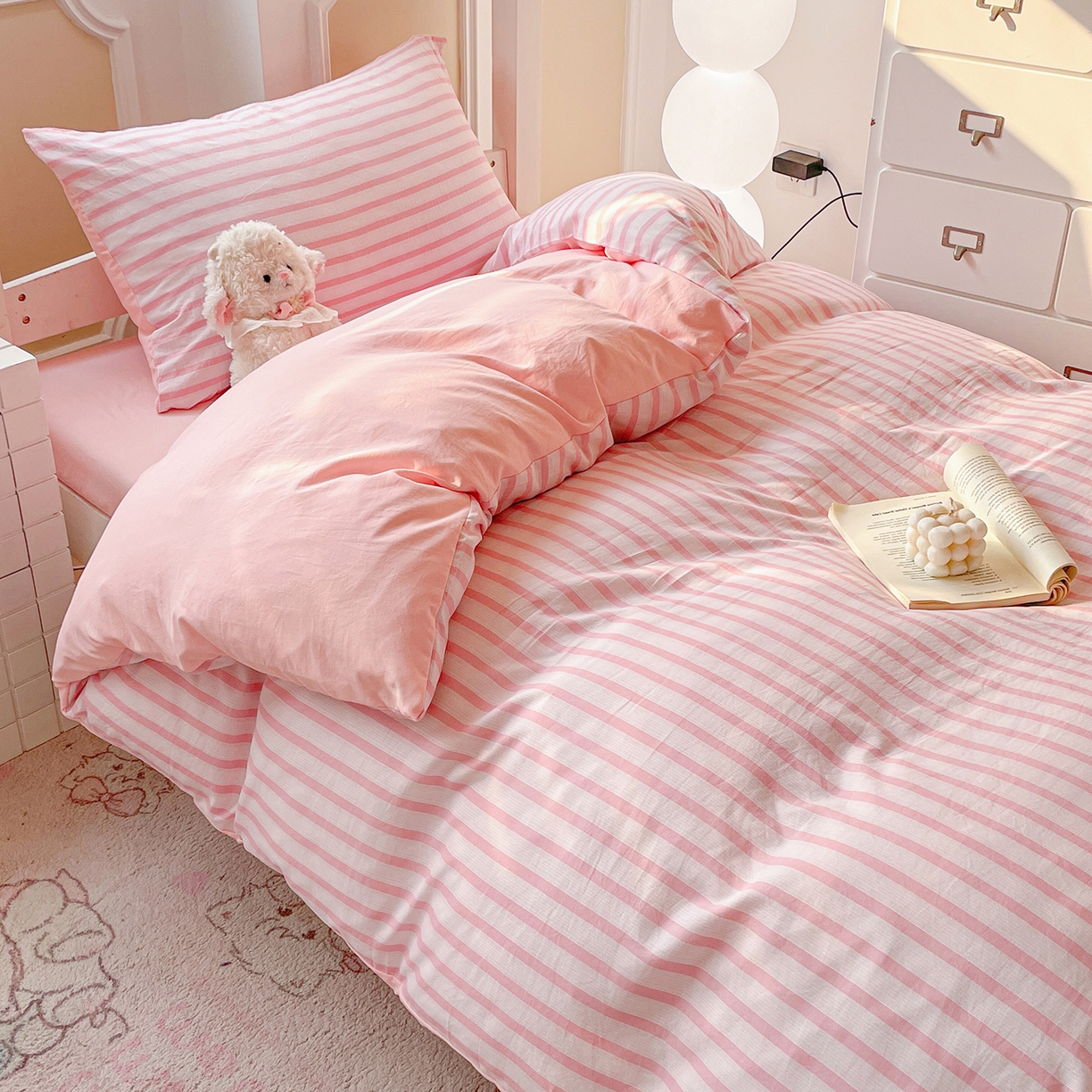 91家纺网 家纺一手货源 找家纺 纽缦家纺 2026新款水洗棉简约格子风学生床套件系列 爱慕-粉