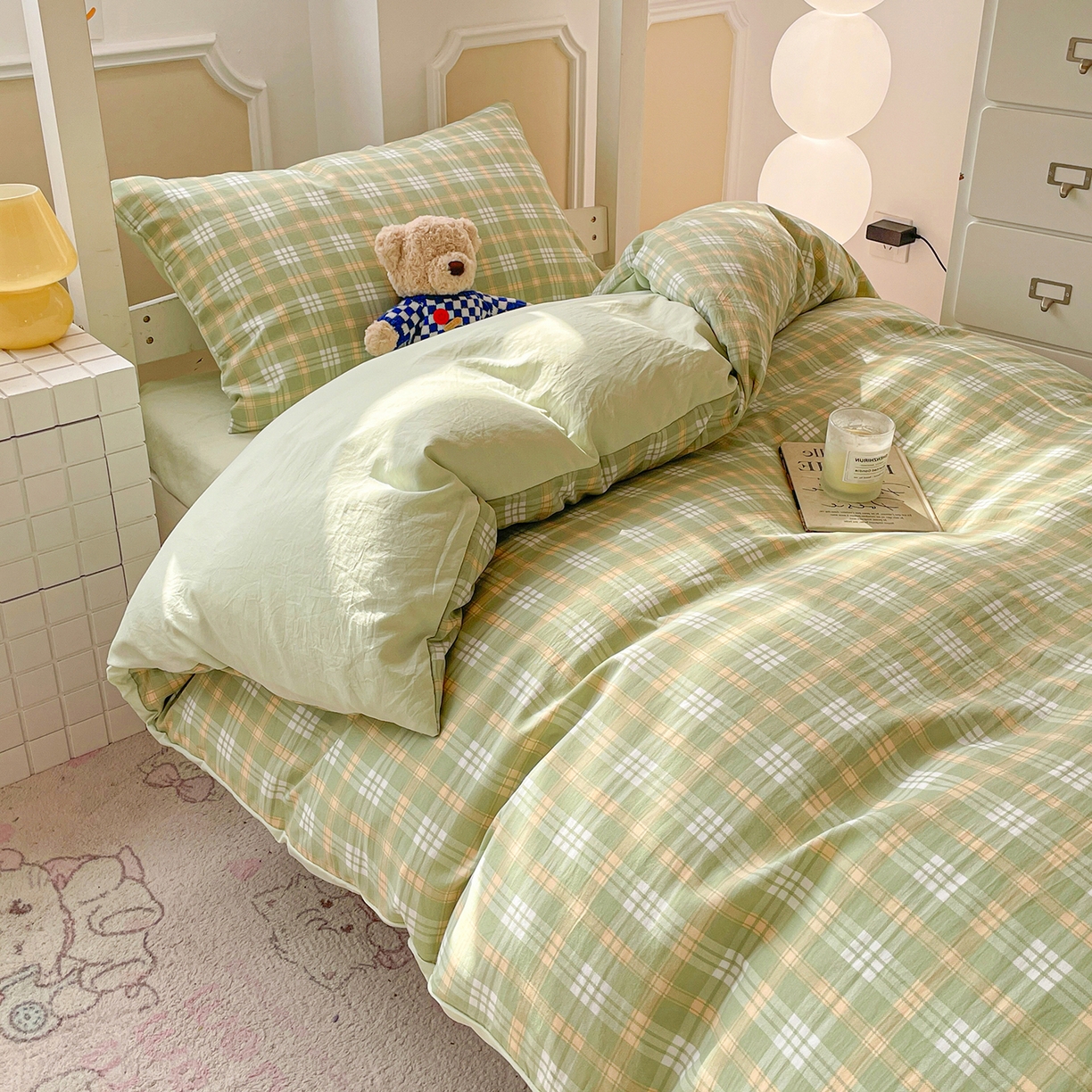 91家纺网 家纺一手货源 找家纺 纽缦家纺 2026新款水洗棉简约格子风学生床套件系列 朱颜-绿