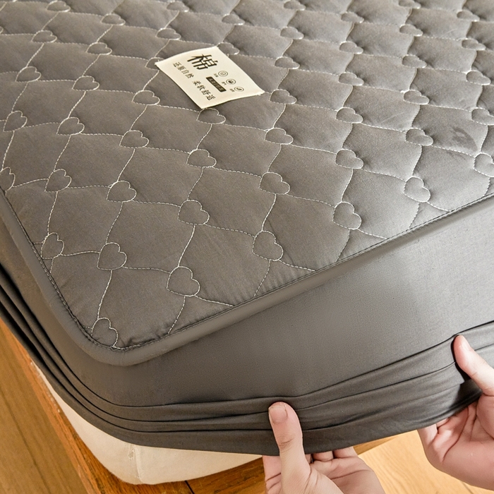 91家纺网 家纺一手货源 找家纺 邵依家纺 2026新款A类加厚纯棉夹棉全棉床笠13372提供买家秀 爱心-石墨灰