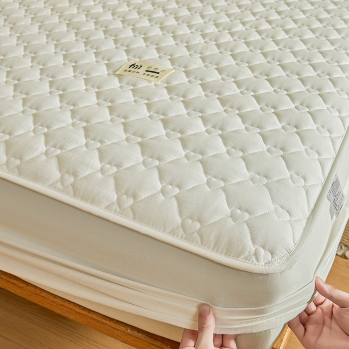 91家纺网 家纺一手货源 找家纺 邵依家纺 2026新款A类加厚纯棉夹棉全棉床笠13372提供买家秀 爱心-珍珠白