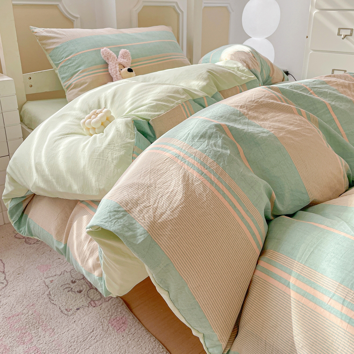 91家纺网 家纺一手货源 找家纺 纽缦家纺 2026新款水洗棉简约格子风学生床套件系列 淡香-绿