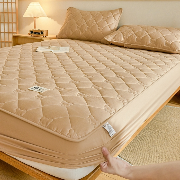 91家纺网 家纺一手货源 找家纺 邵依家纺 2026新款A类加厚纯棉夹棉全棉床笠13372提供买家秀 小熊-暖栗卡