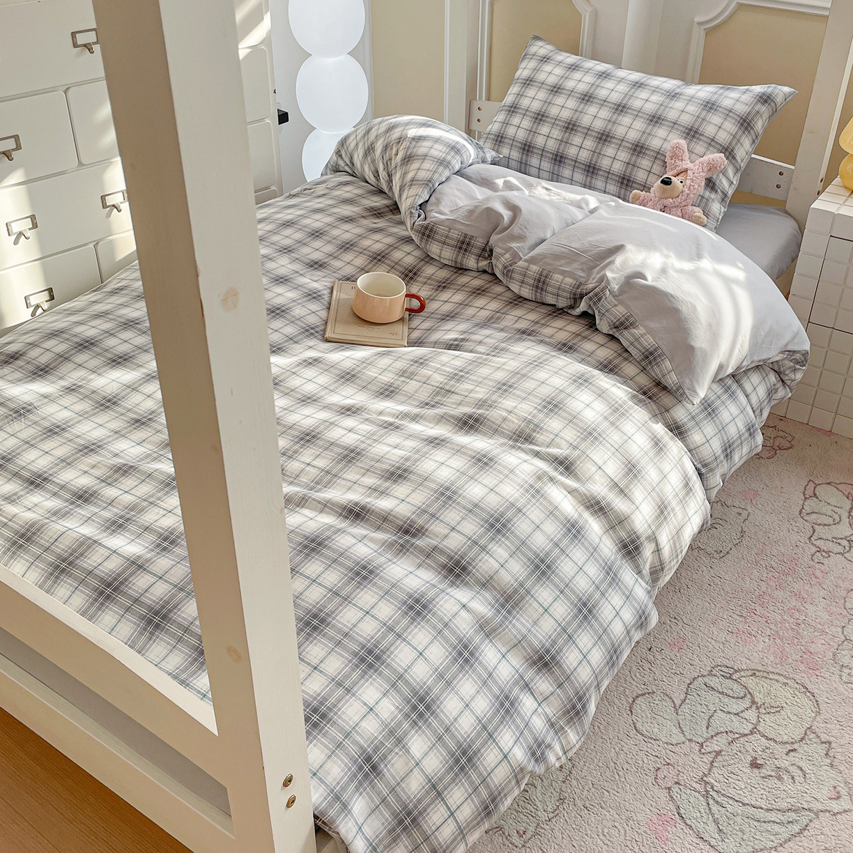 91家纺网 家纺一手货源 找家纺 纽缦家纺 2026新款水洗棉简约格子风学生床套件系列 暮春