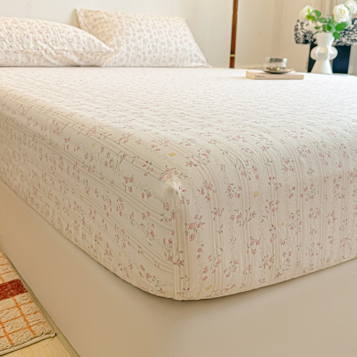 91家纺网 家纺一手货源 找家纺 多乐家纺 2026新款韩系花卉加厚舒柔棉印花单床笠 床笠三件套 秘境