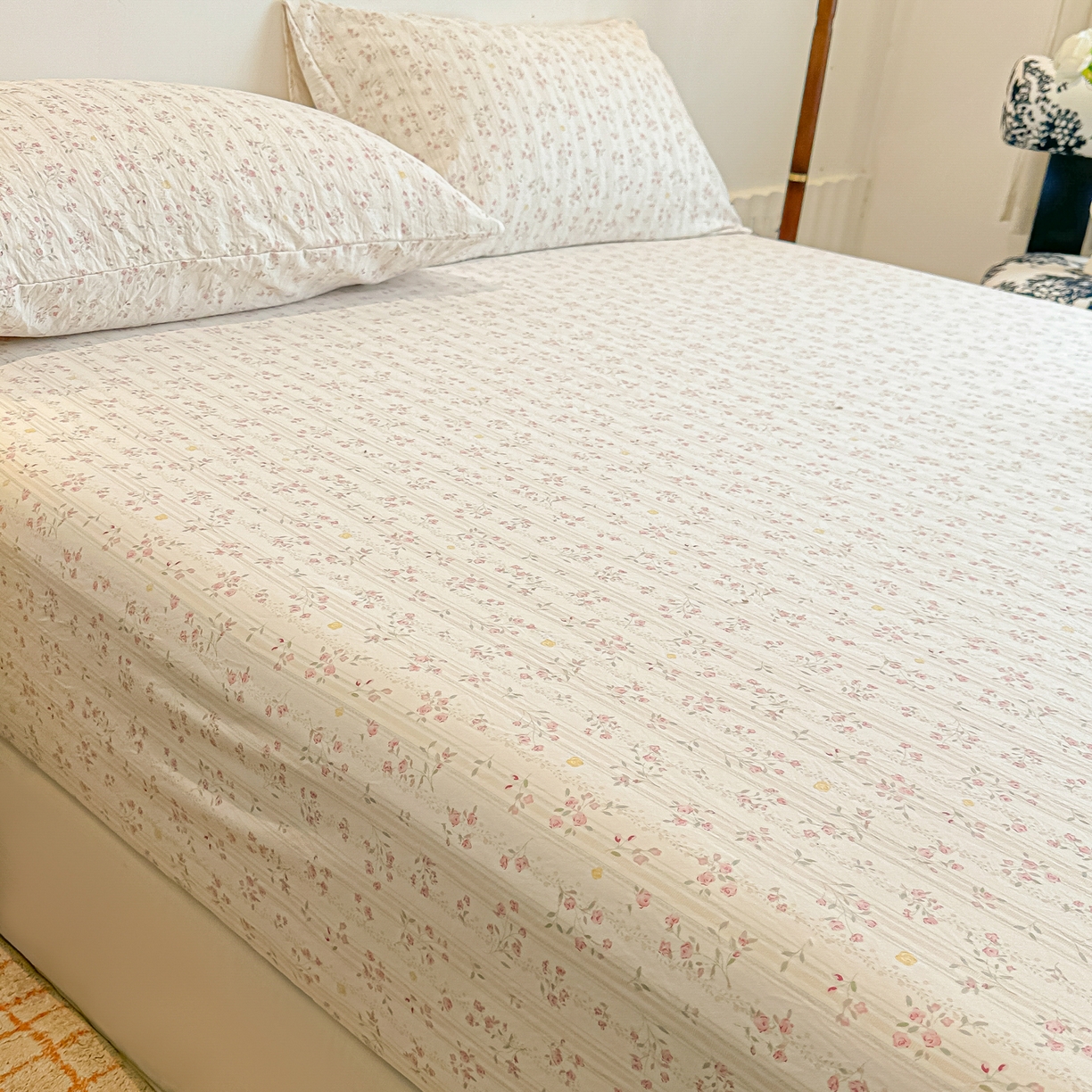 91家纺网 家纺一手货源 找家纺 多乐家纺 2026新款韩系花卉加厚舒柔棉印花单床笠 床笠三件套 秘境