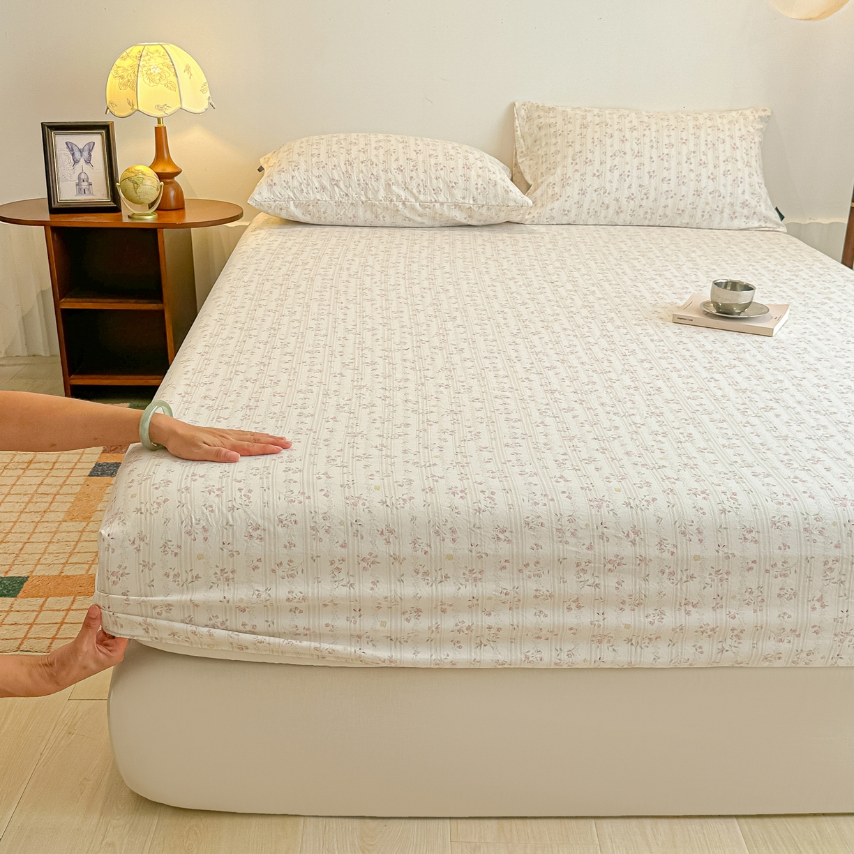 91家纺网 家纺一手货源 找家纺 多乐家纺 2026新款韩系花卉加厚舒柔棉印花单床笠 床笠三件套 秘境