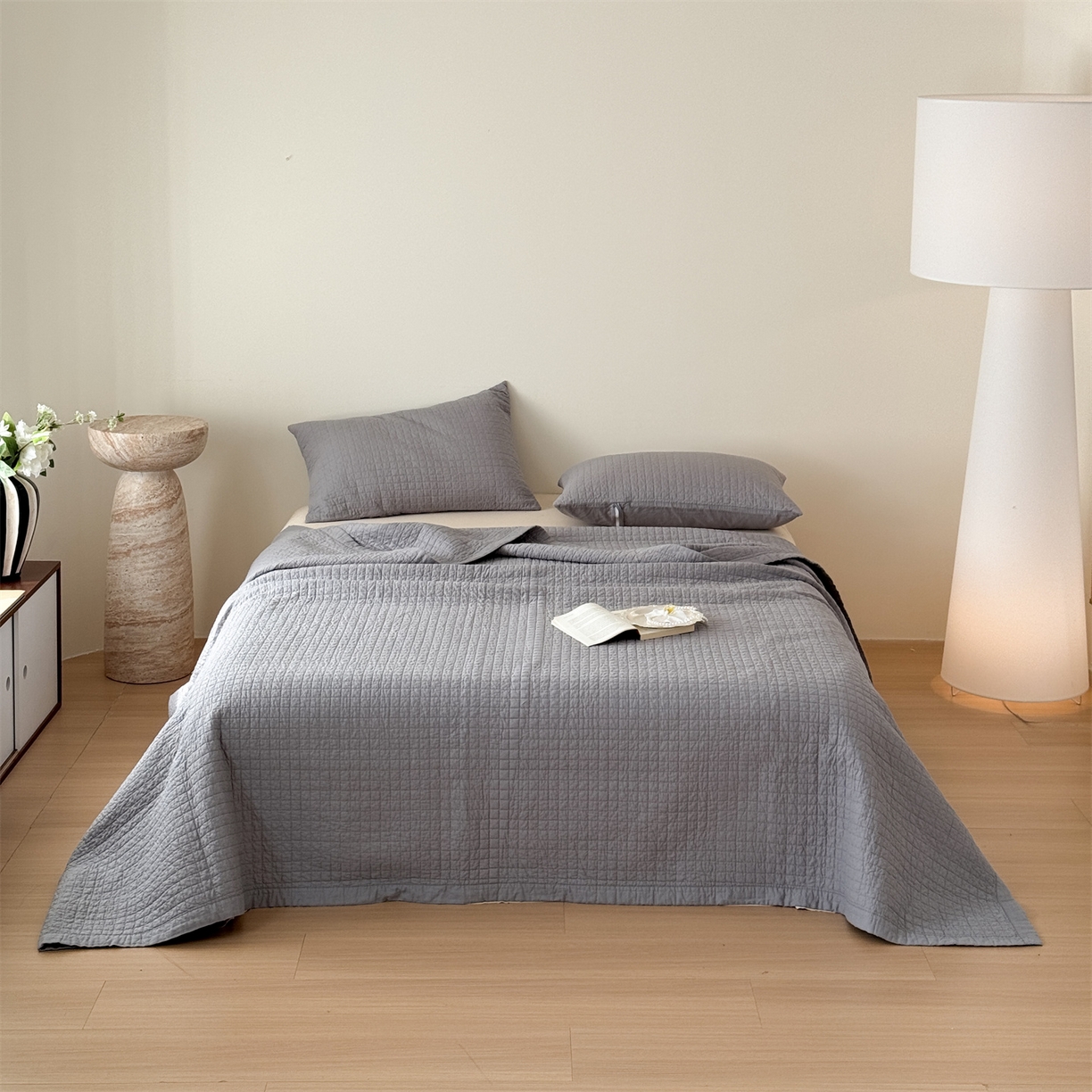 91家纺网 家纺一手货源 找家纺 （总）床盖工厂店 2026新款双面全棉填充棉花面包格床盖三件套