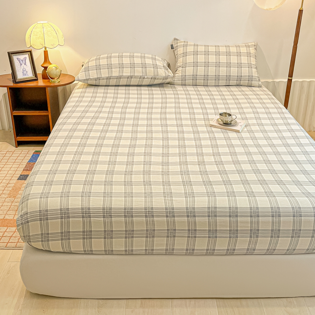 91家纺网 家纺一手货源 找家纺 多乐家纺 2026新款韩系花卉加厚舒柔棉印花单床笠 床笠三件套 山野灰