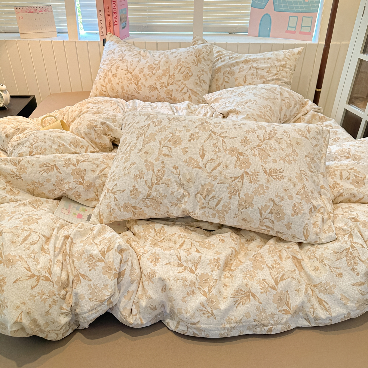 91家纺网 家纺一手货源 找家纺 多乐家纺 2026新款秋冬韩系花卉舒柔棉印花四件套 茶颜悦色-黄