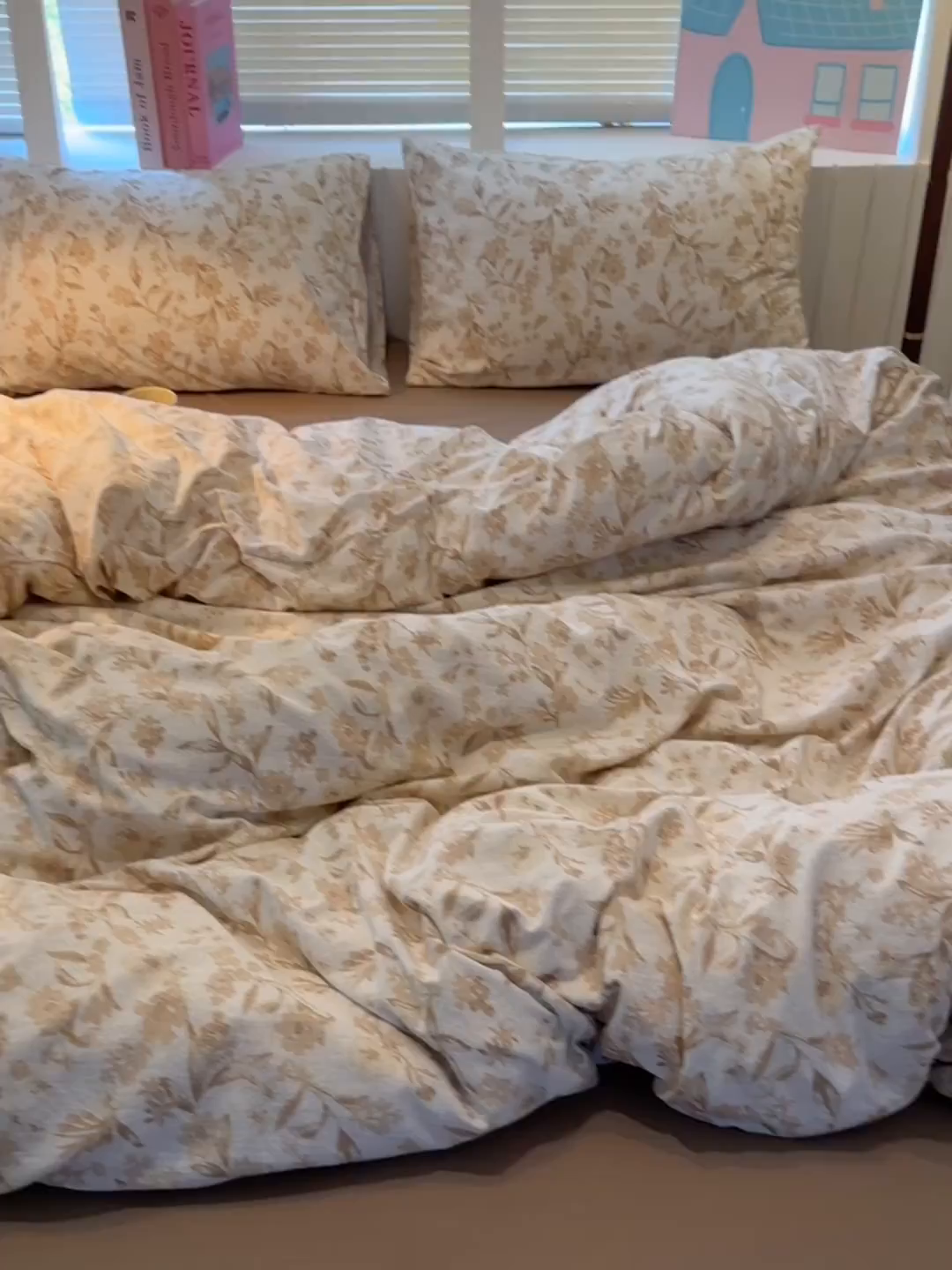 91家纺网 家纺一手货源 找家纺 多乐家纺 2026新款秋冬韩系花卉舒柔棉印花四件套 茶颜悦色-黄