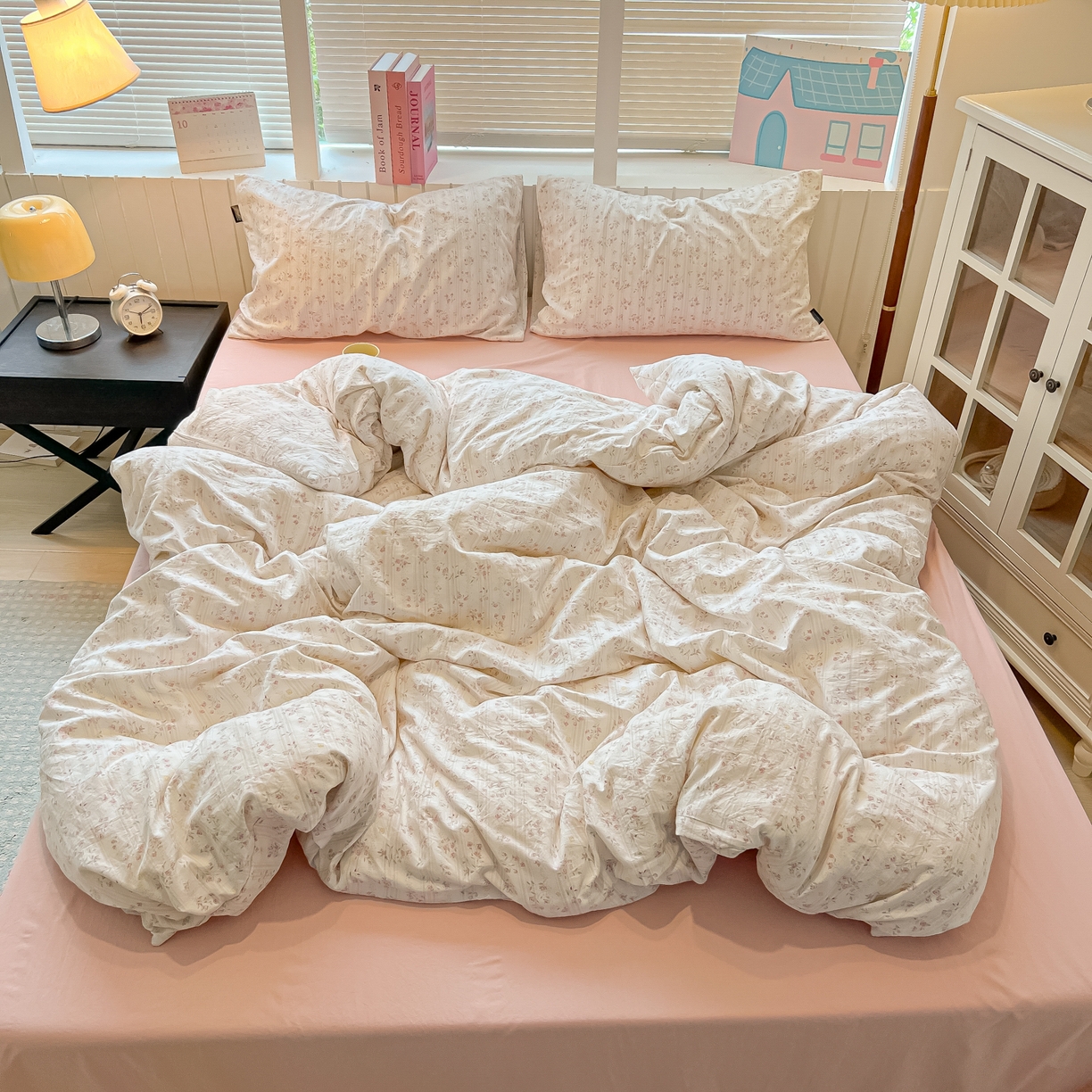 91家纺网 家纺一手货源 找家纺 多乐家纺 2026新款秋冬韩系花卉舒柔棉印花四件套 秘境