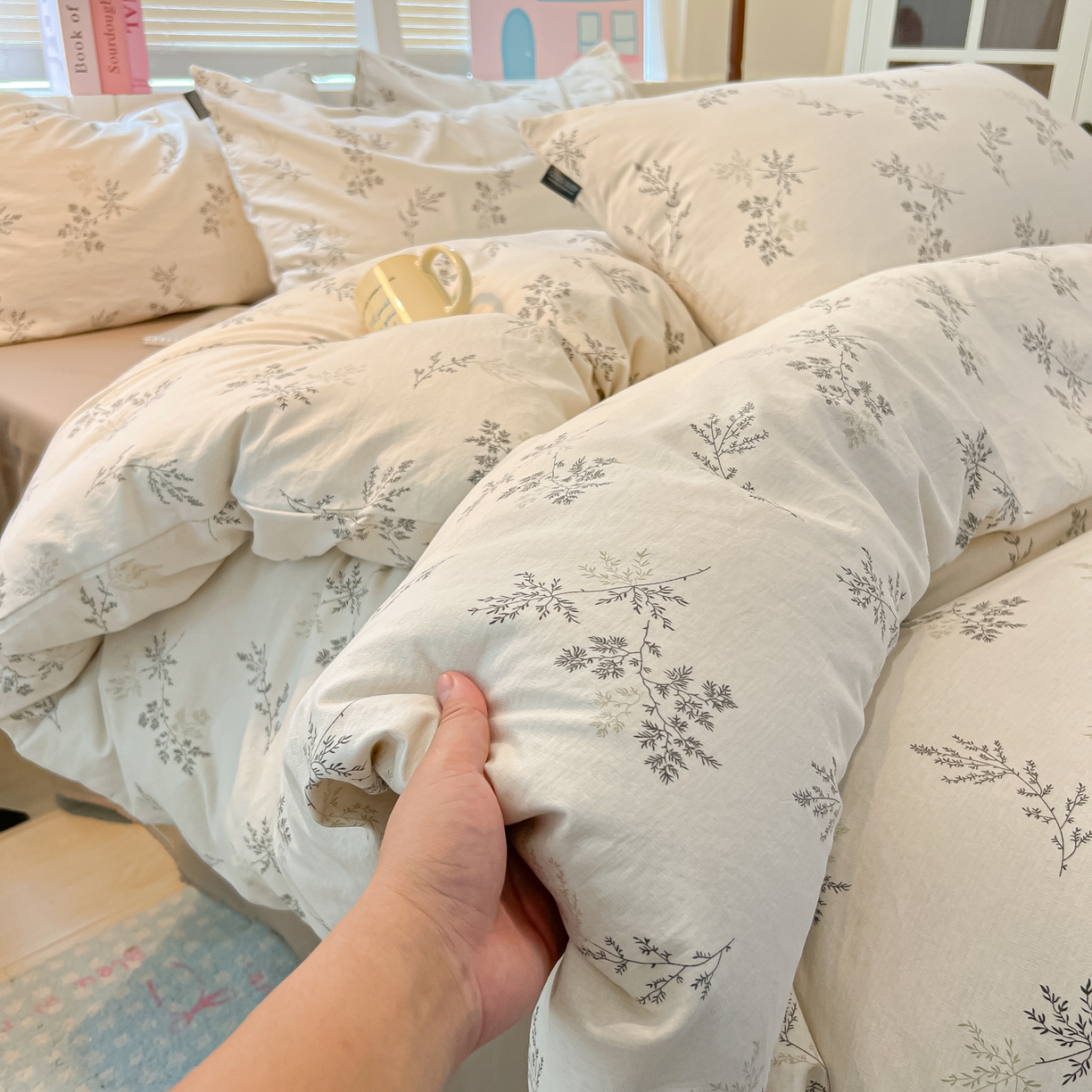 91家纺网 家纺一手货源 找家纺 多乐家纺 2026新款秋冬韩系花卉舒柔棉印花四件套 南城旧事