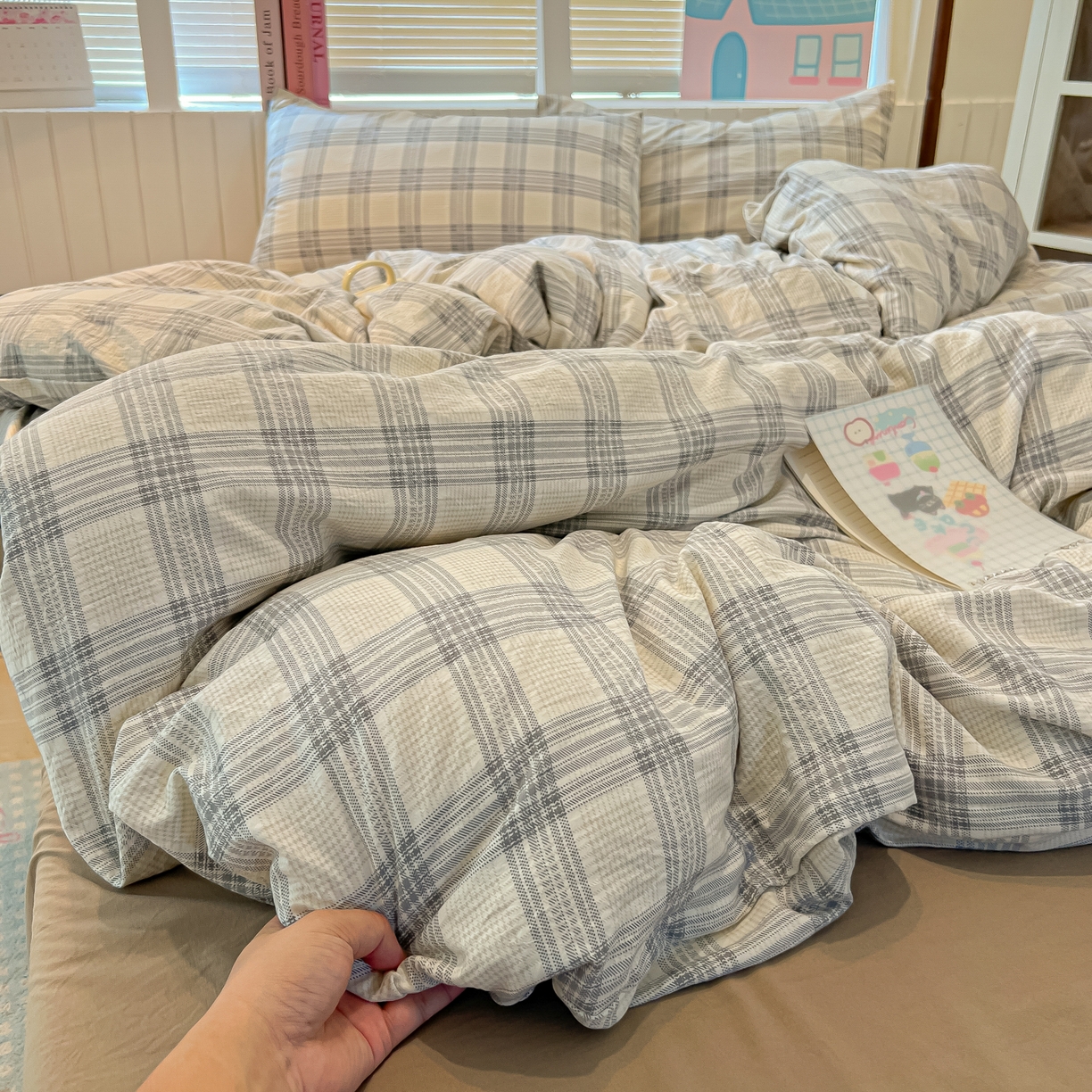 91家纺网 家纺一手货源 找家纺 多乐家纺 2026新款秋冬韩系花卉舒柔棉印花四件套 山野灰