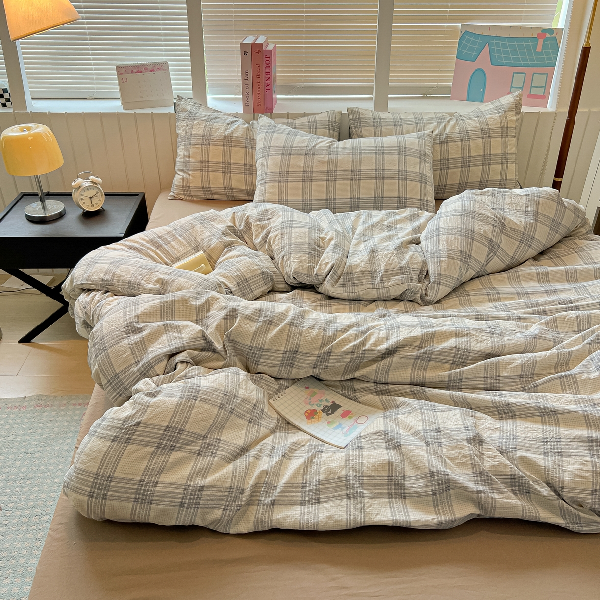 91家纺网 家纺一手货源 找家纺 多乐家纺 2026新款秋冬韩系花卉舒柔棉印花四件套 山野灰