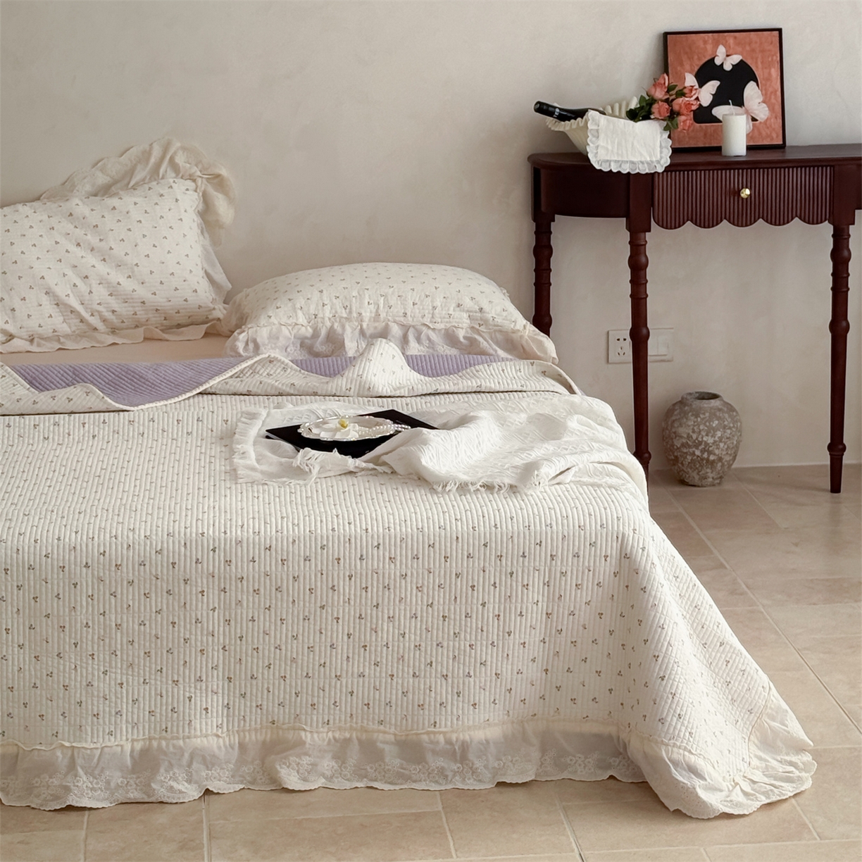 91家纺网 家纺一手货源 找家纺 （总）床盖工厂店 2026新款韩式田园小碎花系双面全棉花边床盖三件套