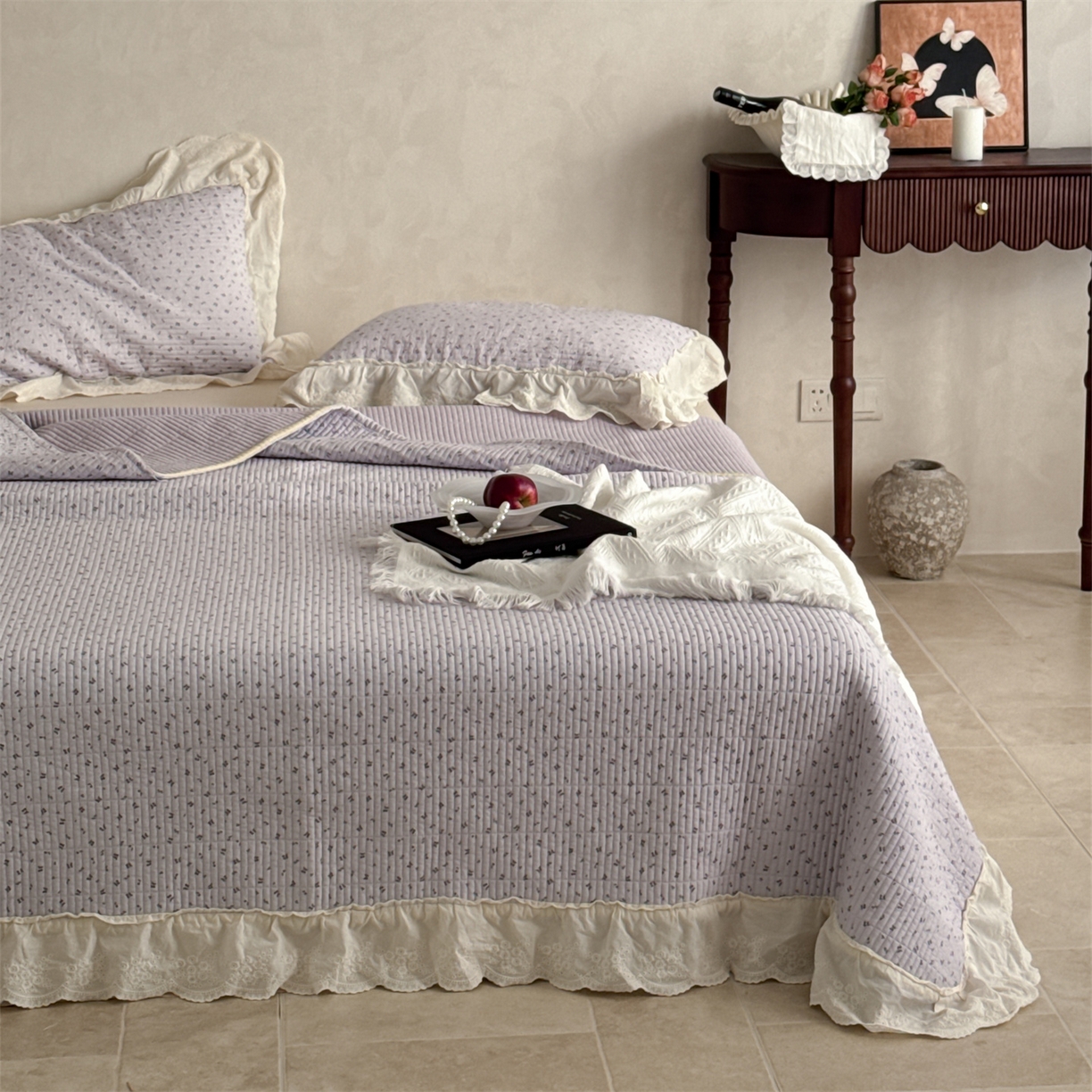 91家纺网 家纺一手货源 找家纺 床盖工厂店 2026新款韩式田园小碎花系双面全棉花边床盖三件套 樱桃果冻