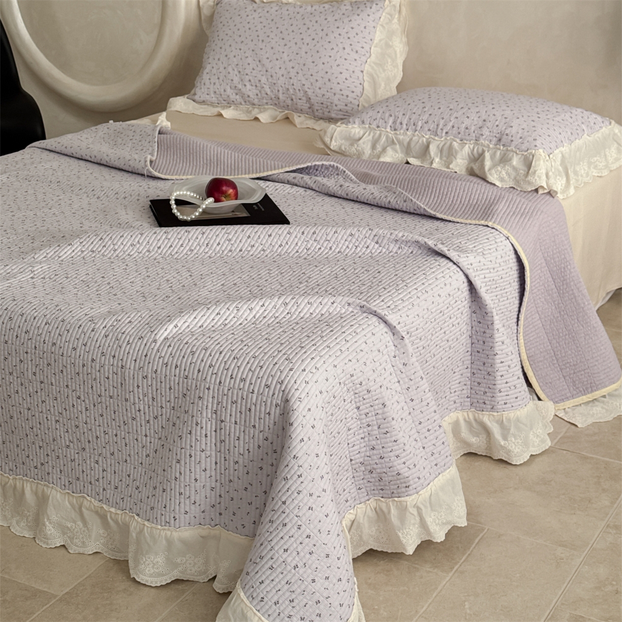 91家纺网 家纺一手货源 找家纺 床盖工厂店 2026新款韩式田园小碎花系双面全棉花边床盖三件套 樱桃果冻