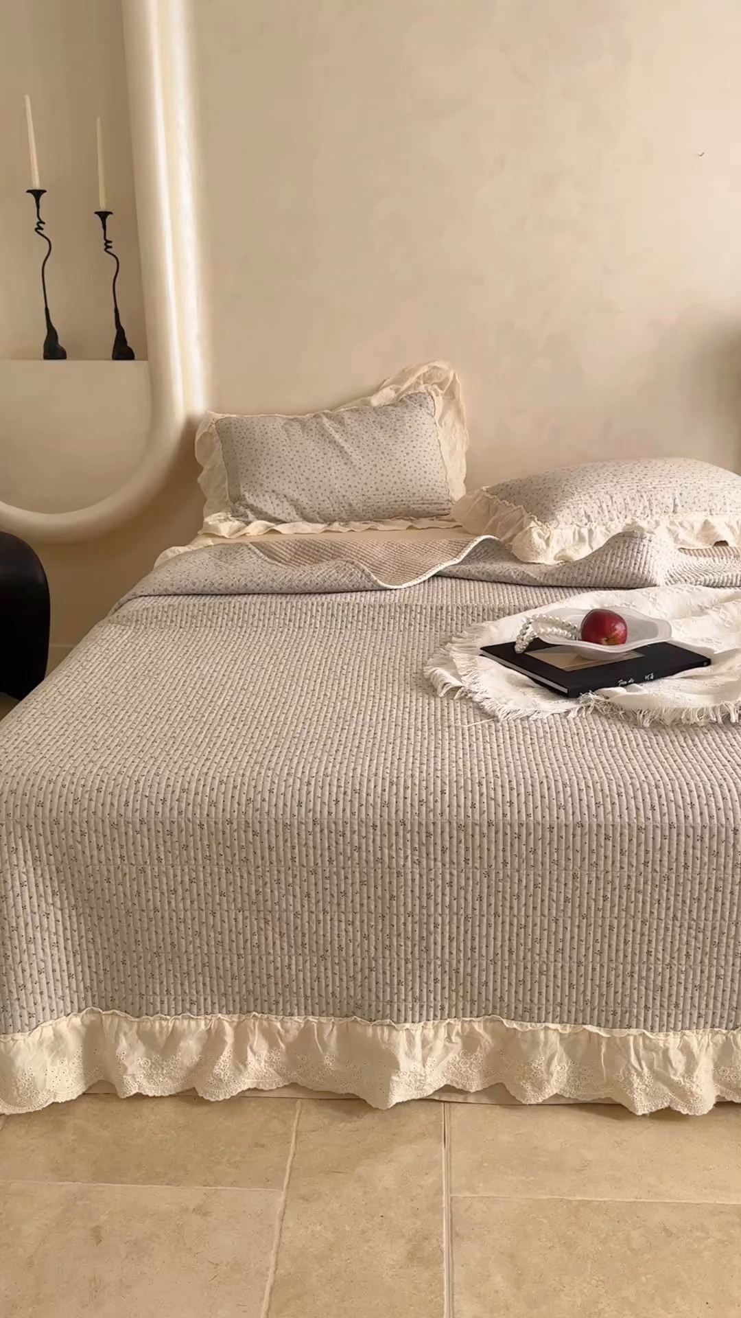 91家纺网 家纺一手货源 找家纺 床盖工厂店 2026新款韩式田园小碎花系双面全棉花边床盖三件套 喜时一咖