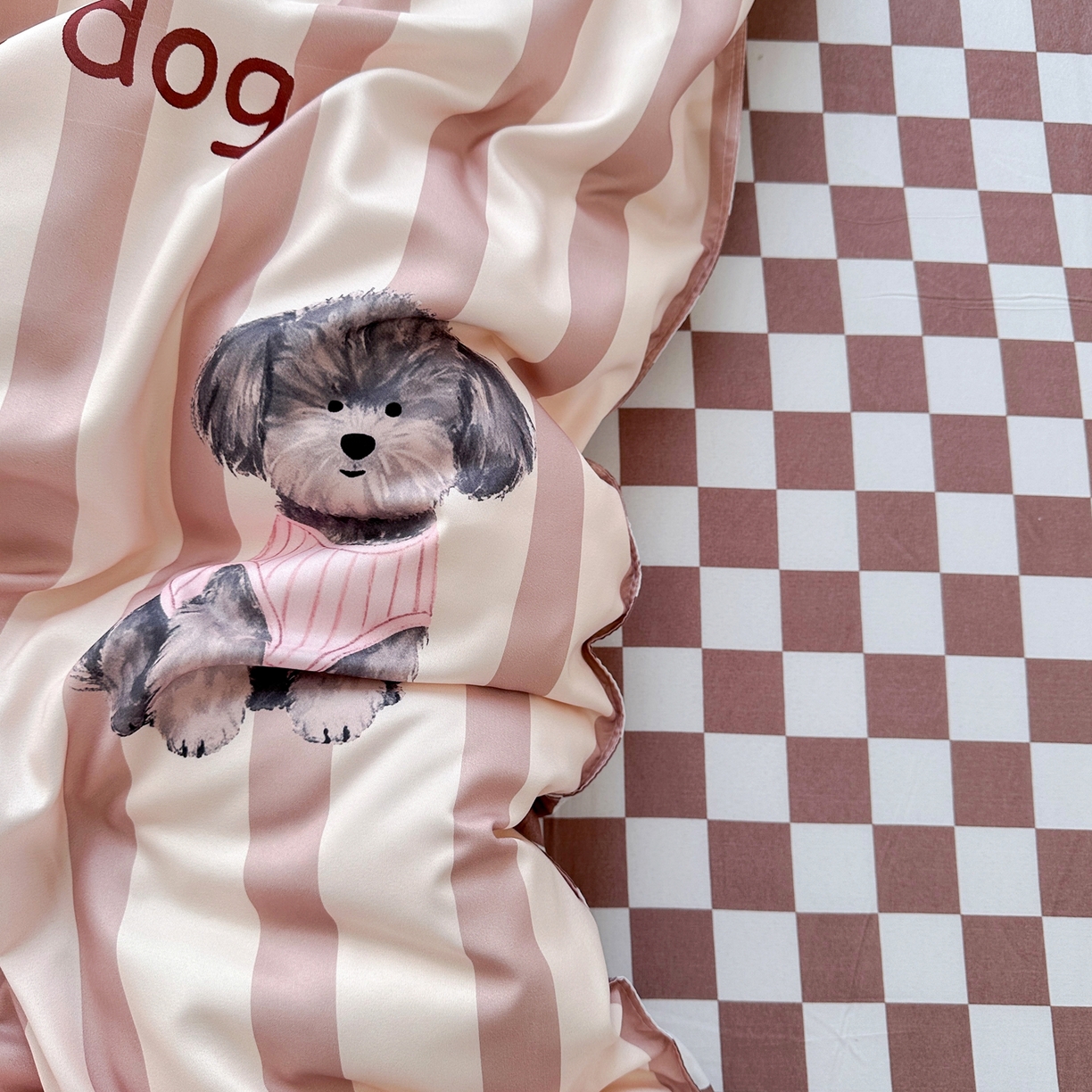 91家纺网 家纺一手货源 找家纺 卡斯诺家纺馆 2026新款A类亲肤芦荟棉四件套 下载文件包含买家秀 奶咖萌犬