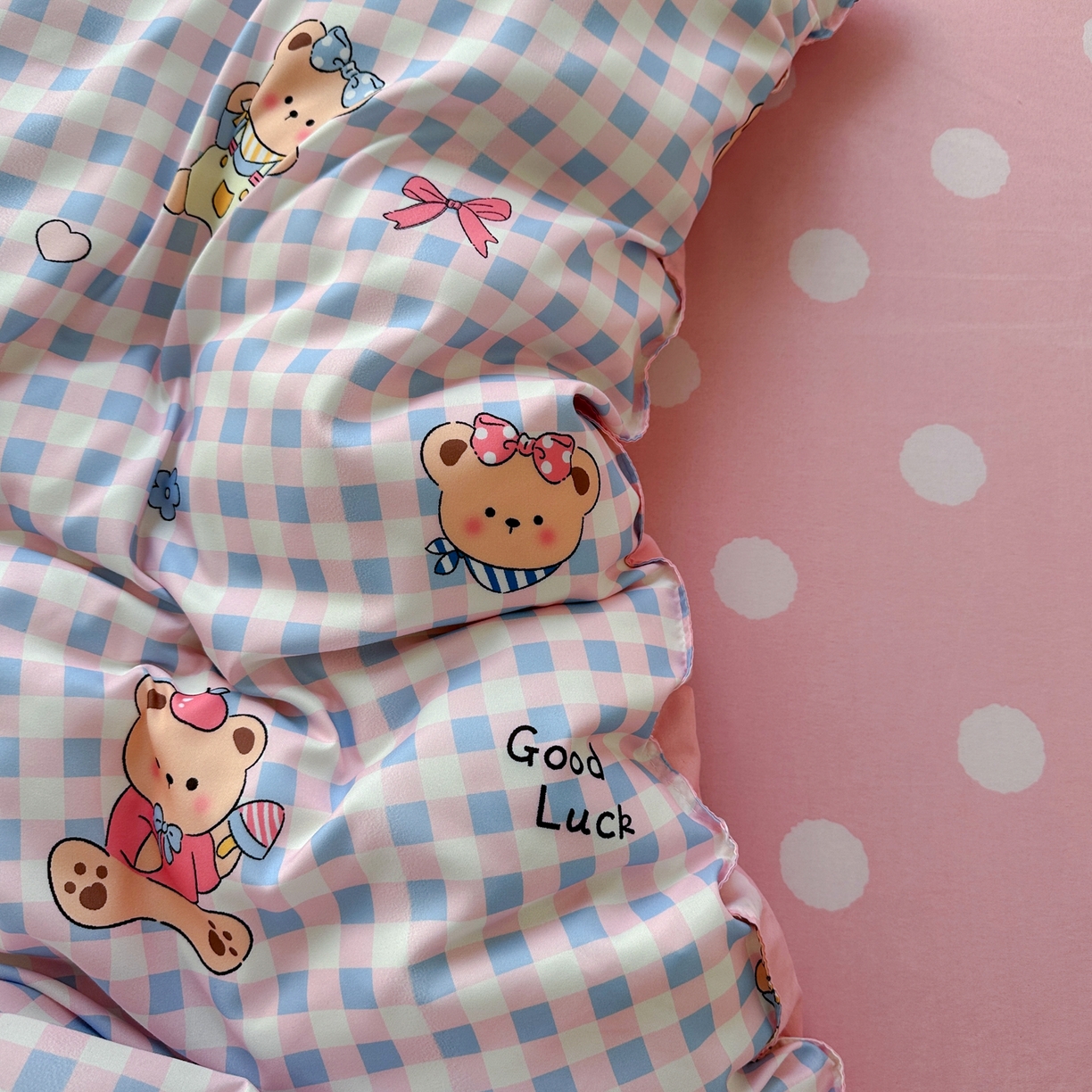 91家纺网 家纺一手货源 找家纺 卡斯诺家纺馆 2026新款A类亲肤芦荟棉四件套 下载文件包含买家秀 软萌熊格