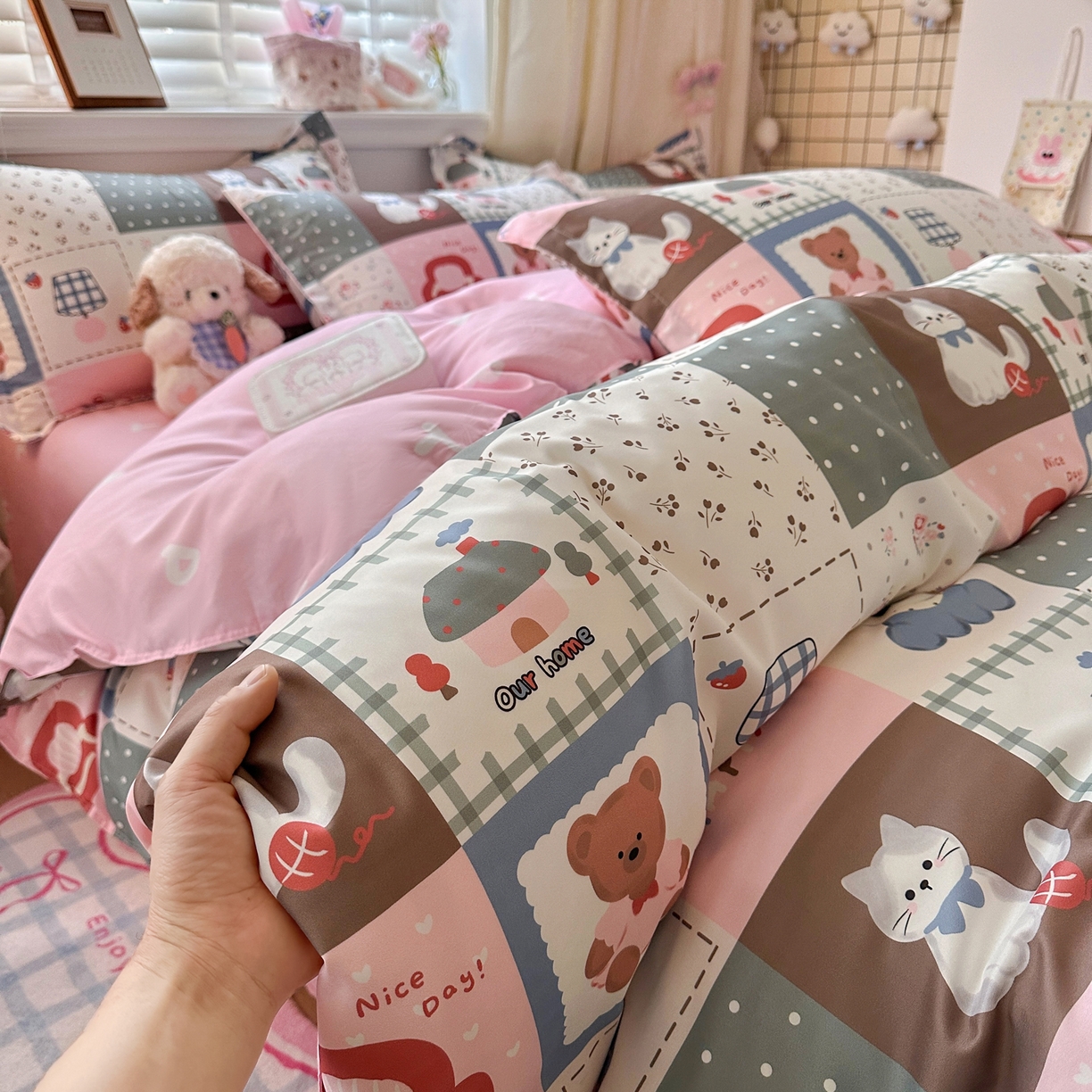 91家纺网 家纺一手货源 找家纺 卡斯诺家纺馆 2026新款A类亲肤芦荟棉四件套 下载文件包含买家秀 月光花宠