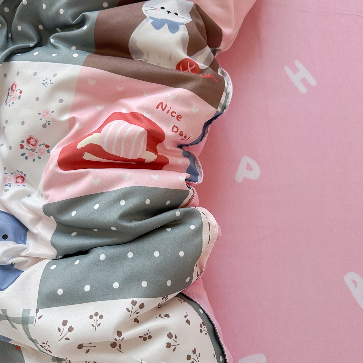 91家纺网 家纺一手货源 找家纺 卡斯诺家纺馆 2026新款A类亲肤芦荟棉四件套 下载文件包含买家秀 月光花宠