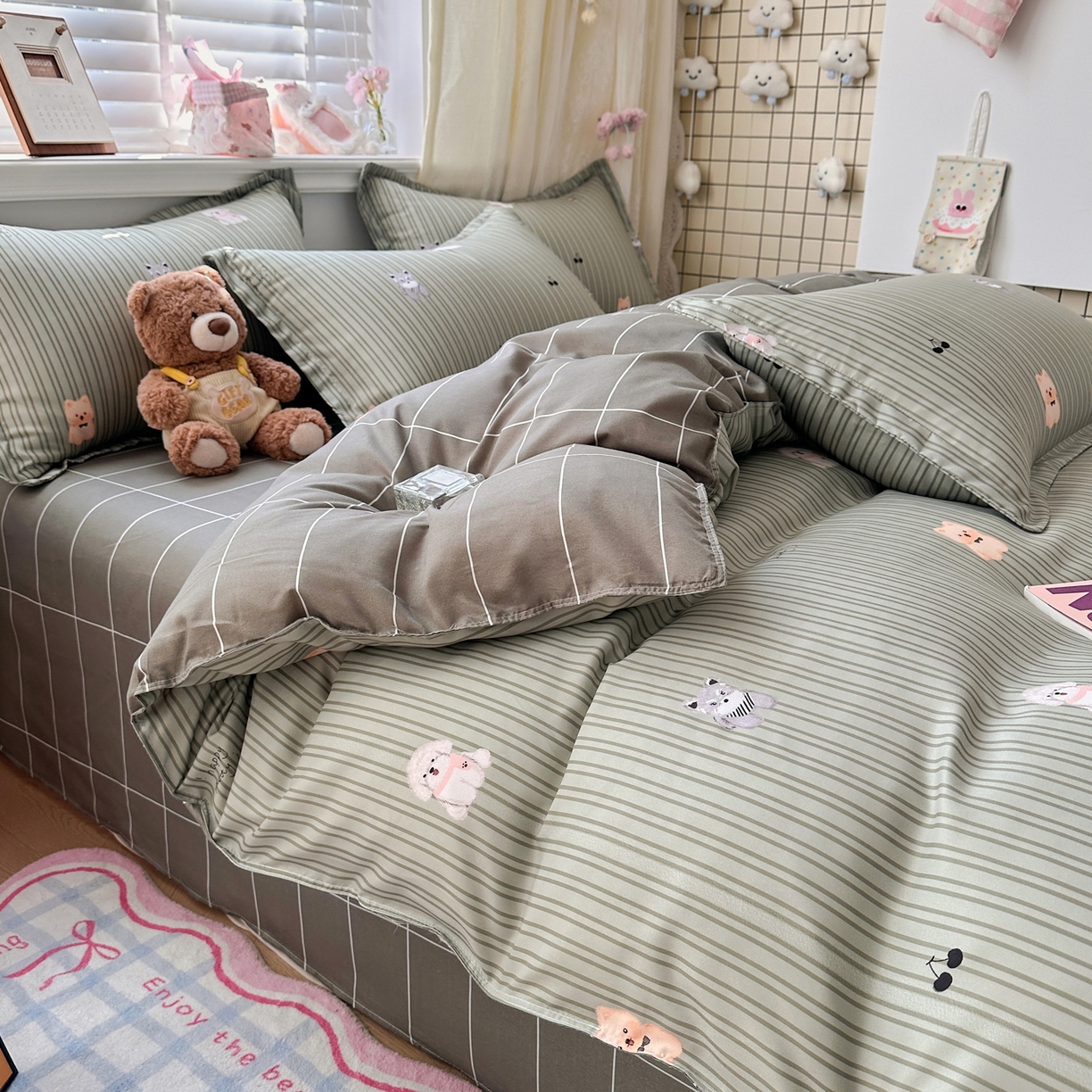 91家纺网 家纺一手货源 找家纺 卡斯诺家纺馆 2026新款A类亲肤芦荟棉四件套 下载文件包含买家秀 微笑柴犬