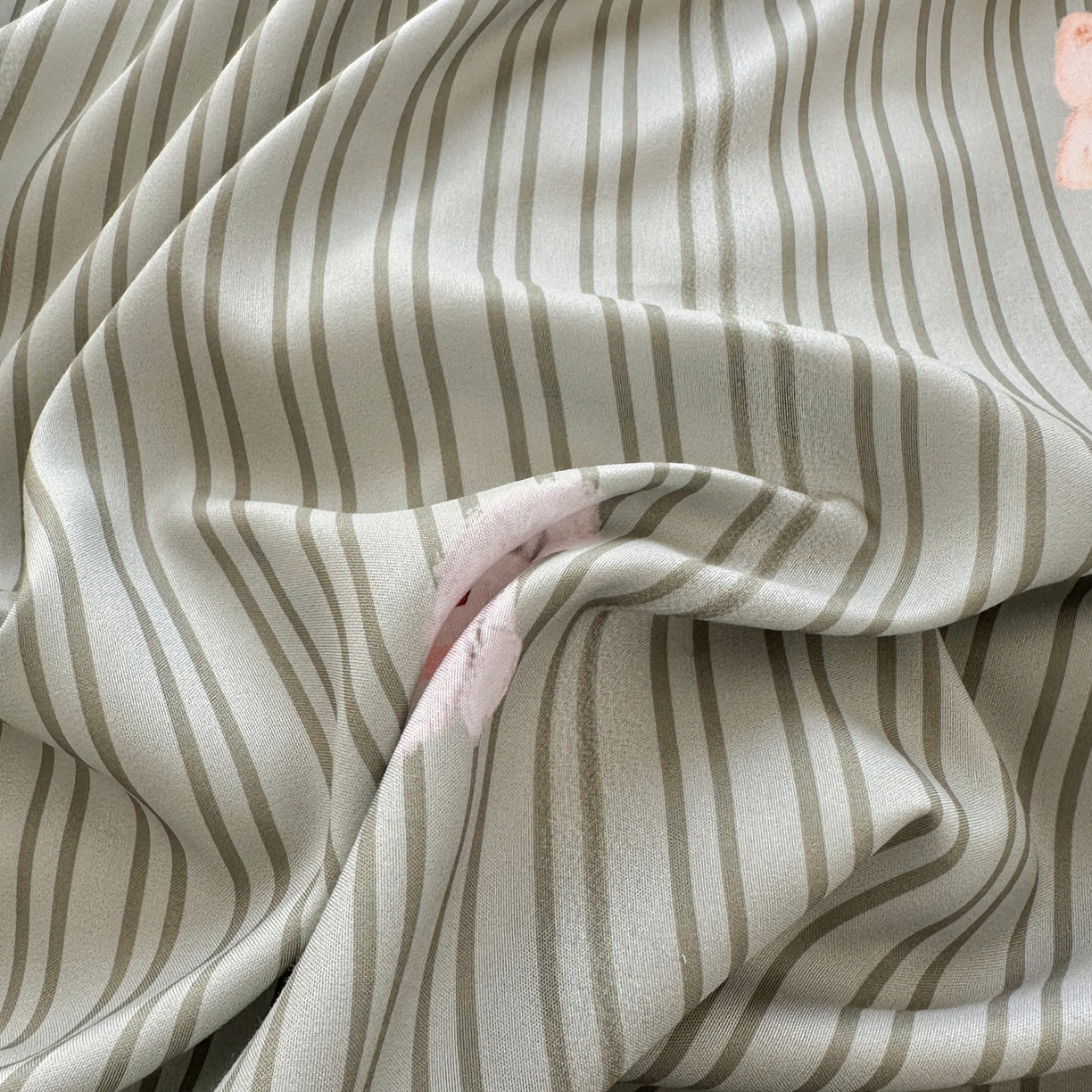 91家纺网 家纺一手货源 找家纺 卡斯诺家纺馆 2026新款A类亲肤芦荟棉四件套 下载文件包含买家秀 微笑柴犬