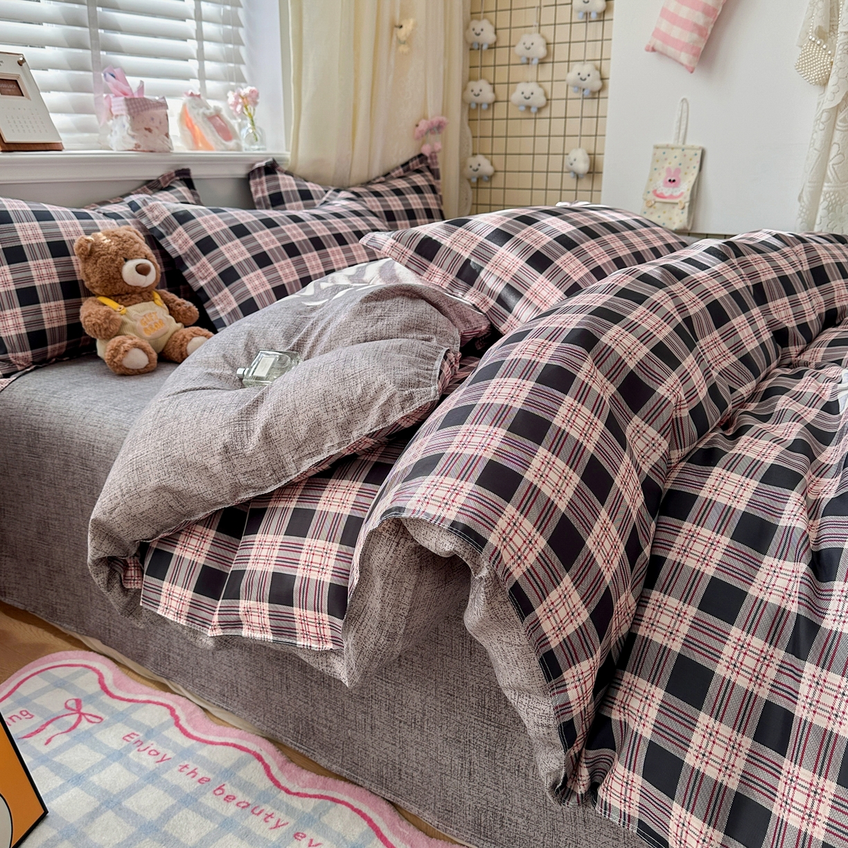 91家纺网 家纺一手货源 找家纺 卡斯诺家纺馆 2026新款A类亲肤芦荟棉四件套 下载文件包含买家秀 英伦格调