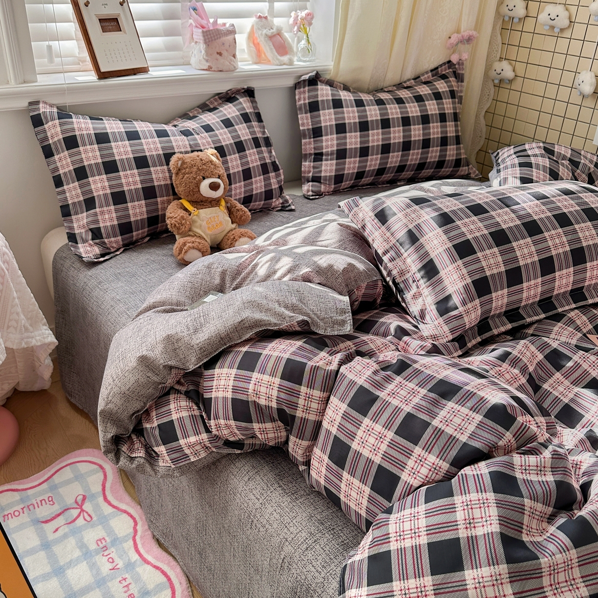 91家纺网 家纺一手货源 找家纺 卡斯诺家纺馆 2026新款A类亲肤芦荟棉四件套 下载文件包含买家秀 英伦格调