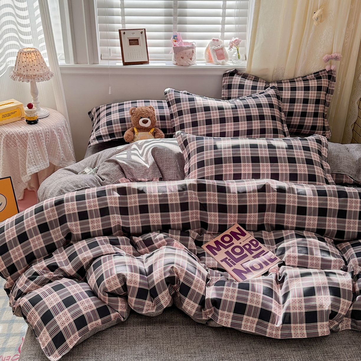 91家纺网 家纺一手货源 找家纺 卡斯诺家纺馆 2026新款A类亲肤芦荟棉四件套 下载文件包含买家秀 英伦格调