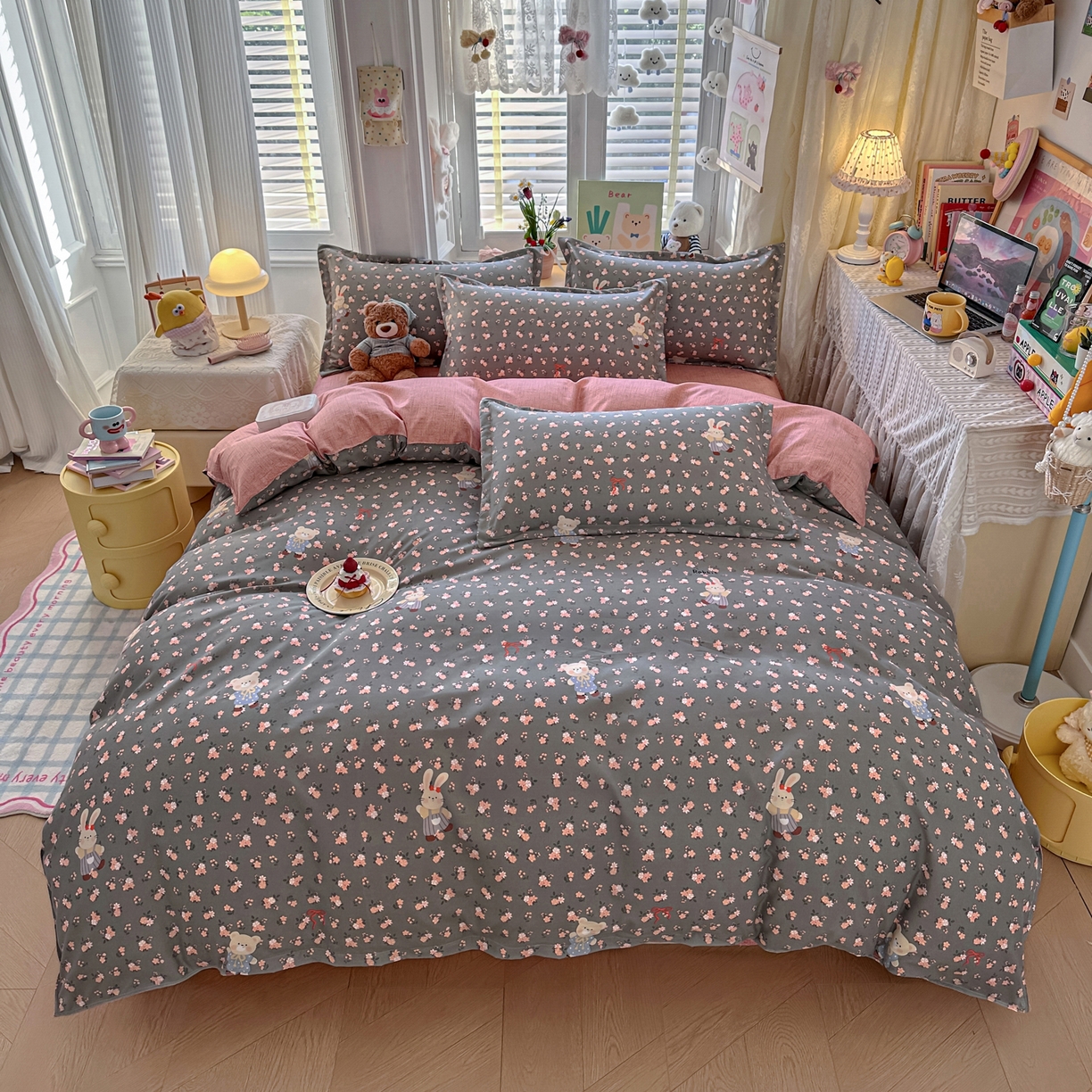 91家纺网 家纺一手货源 找家纺 卡斯诺家纺馆 2026新款A类亲肤芦荟棉四件套 下载文件包含买家秀 朦胧花兔