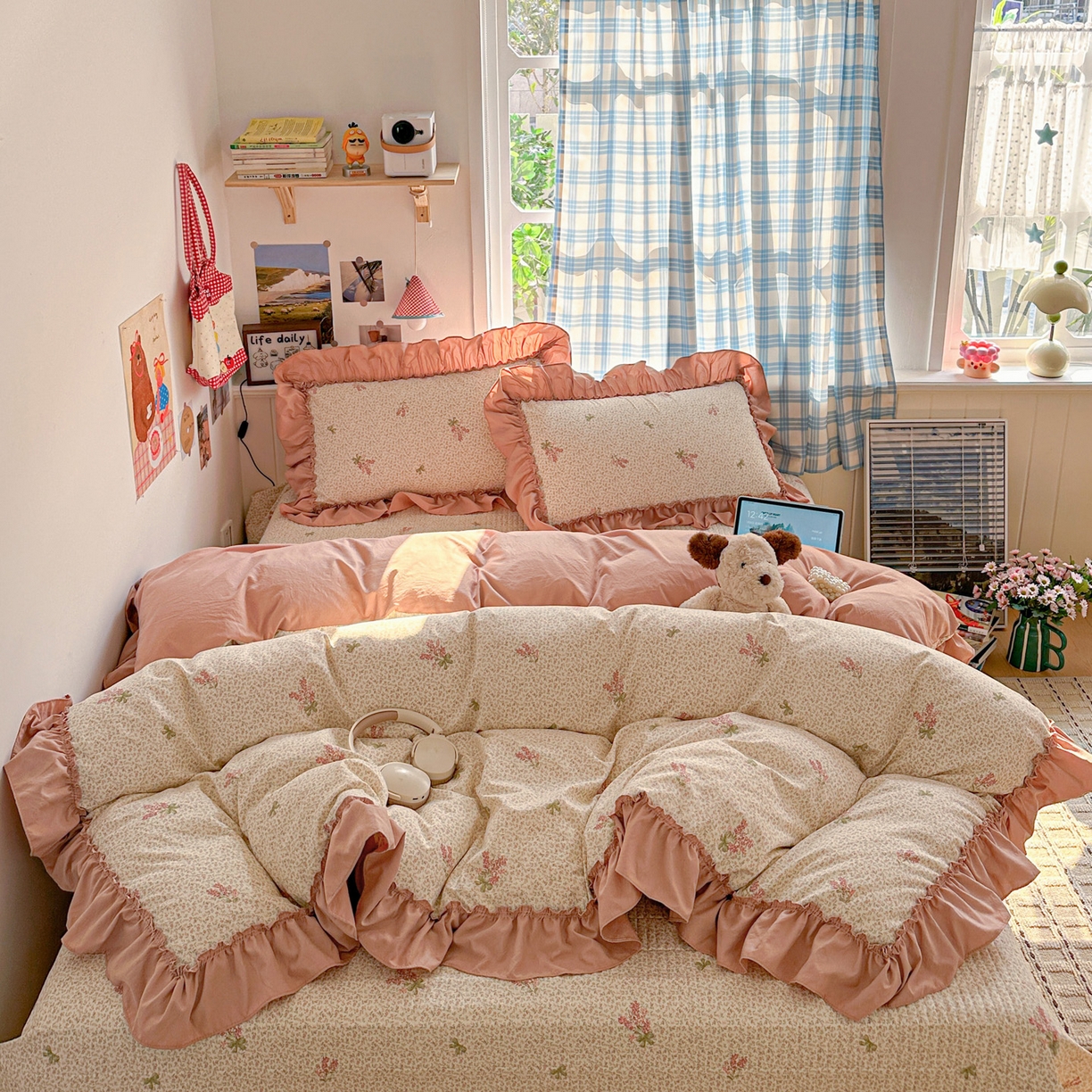 91家纺网 家纺一手货源 找家纺 富米莱（原臻工厂） 2026春夏新款仿棉A类韩系大花边床盖床裙四件套 晚樱落海