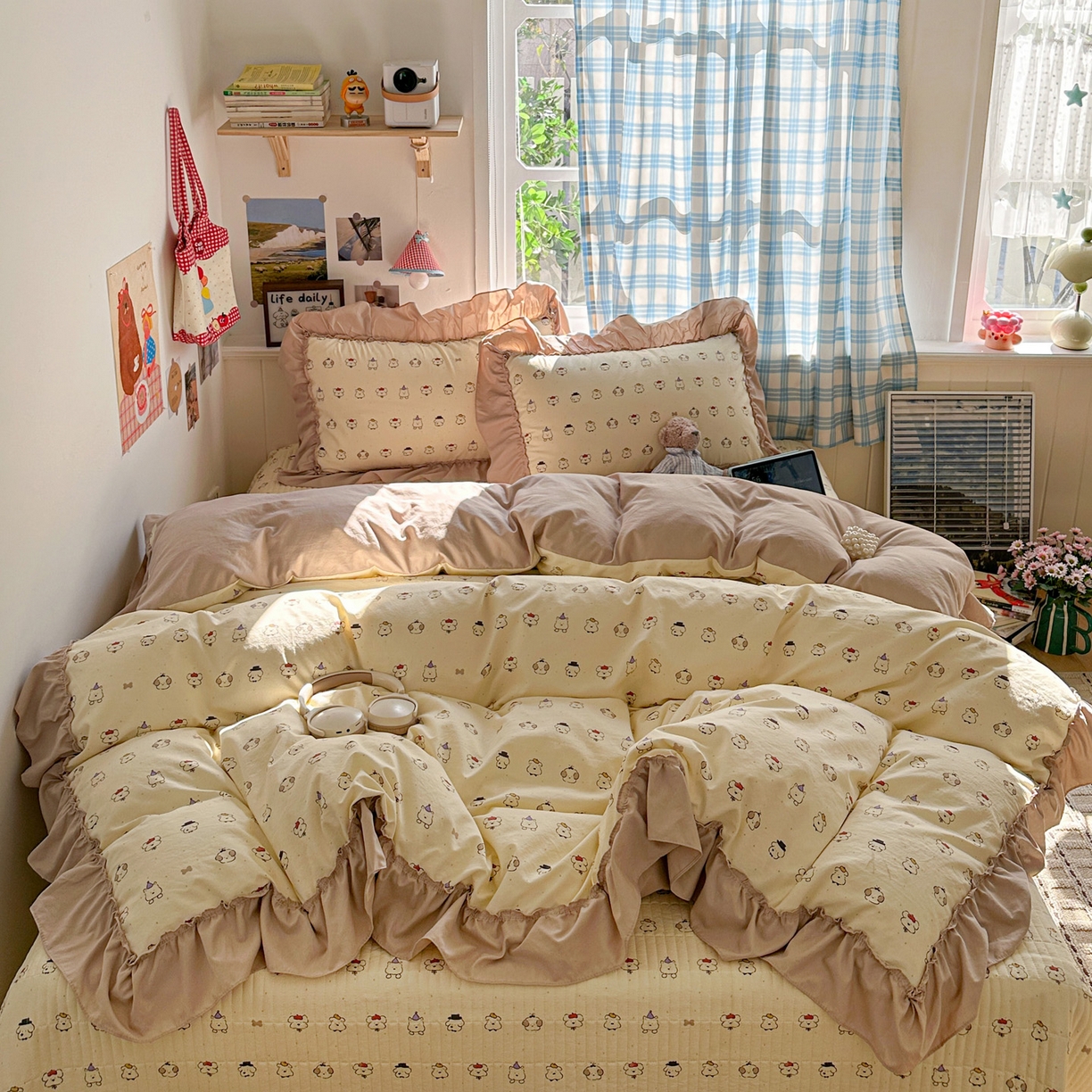 91家纺网 家纺一手货源 找家纺 富米莱（原臻工厂） 2026春夏新款仿棉A类韩系大花边床盖床裙四件套 动物世界