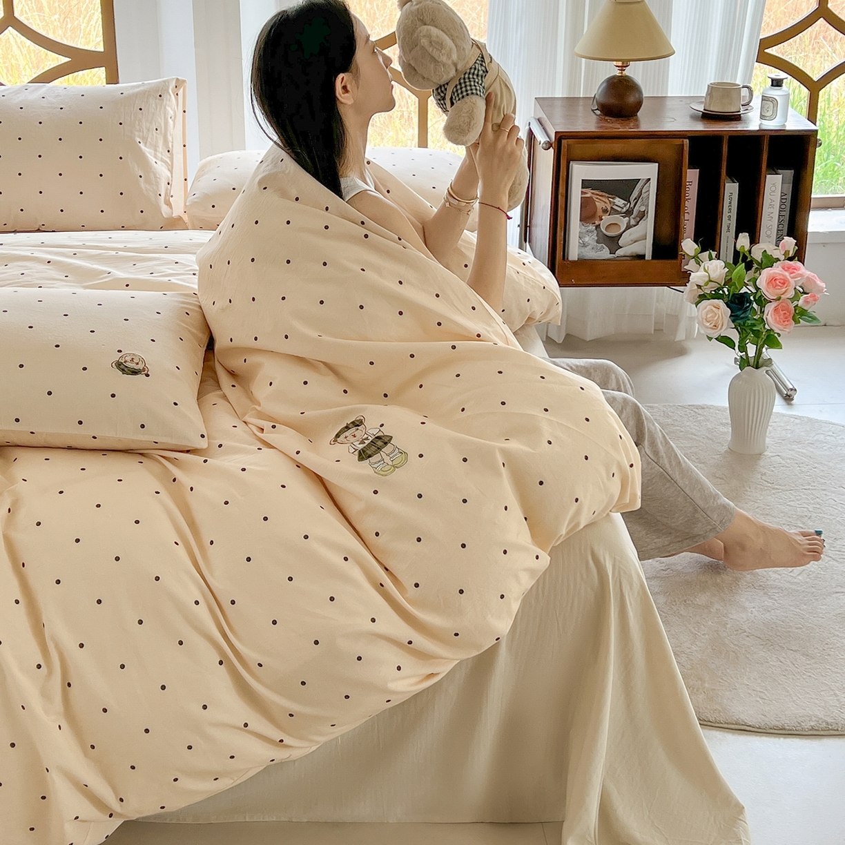 91家纺网 家纺一手货源 找家纺 欣晴家纺 2026新款软糯云朵棉水洗棉刺绣三件套四件套嘟嘟小熊系列（风格1） 尘香