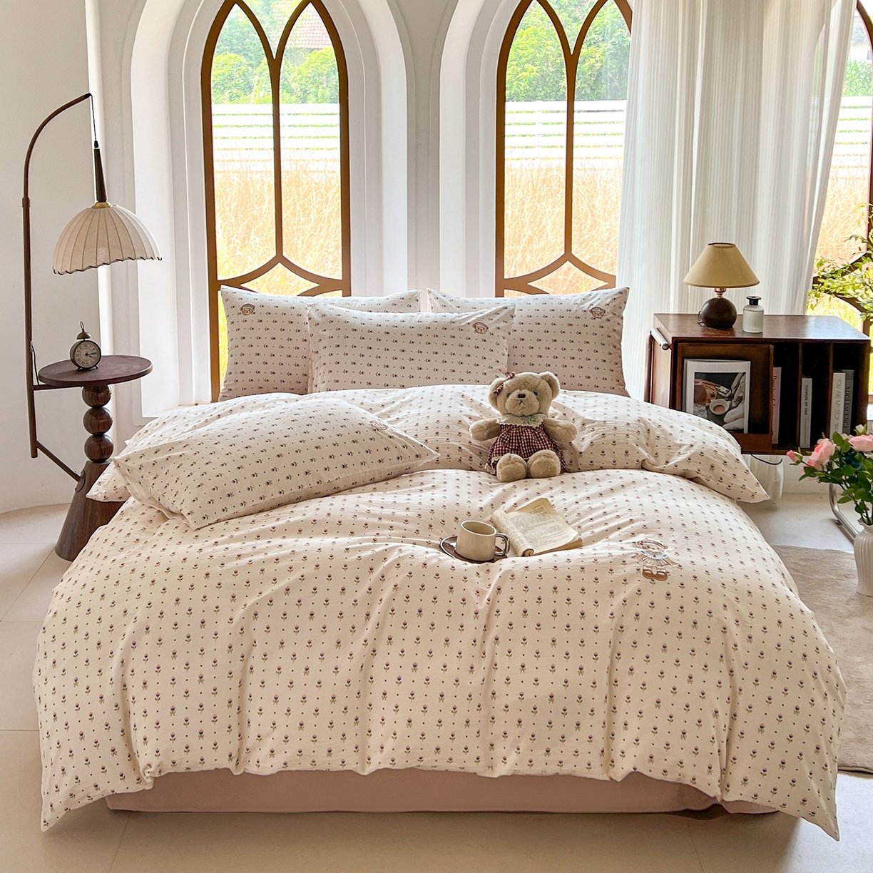 91家纺网 家纺一手货源 找家纺 欣晴家纺 2026新款软糯云朵棉水洗棉刺绣三件套四件套嘟嘟小熊系列（风格1） 晴语