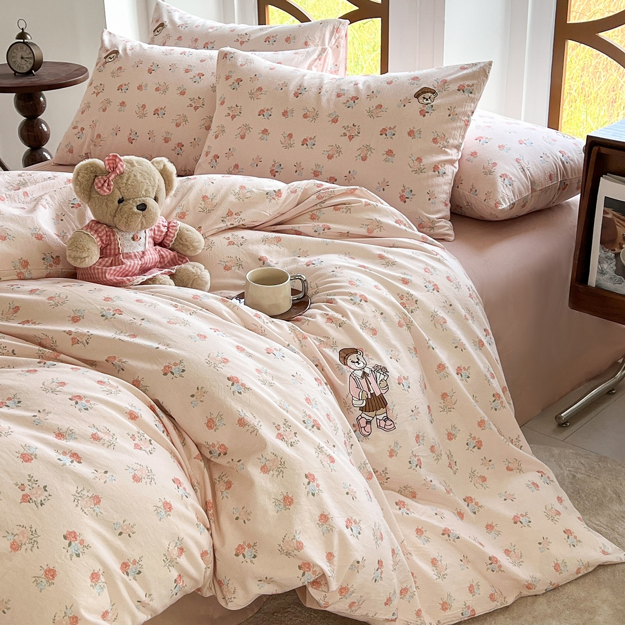 欣晴家纺 2026新款软糯云朵棉水洗棉刺绣三件套四件套嘟嘟小熊系列（风格1） 花影