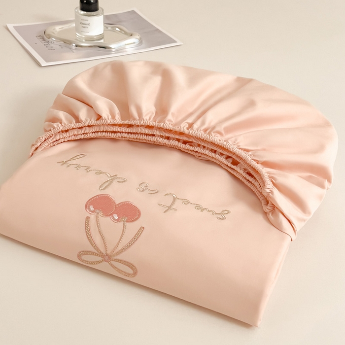 91家纺网 家纺一手货源 找家纺 （总）席世家 2026新款柔软亲肤可水洗樱桃刺绣全棉纯棉单品床笠单件床笠