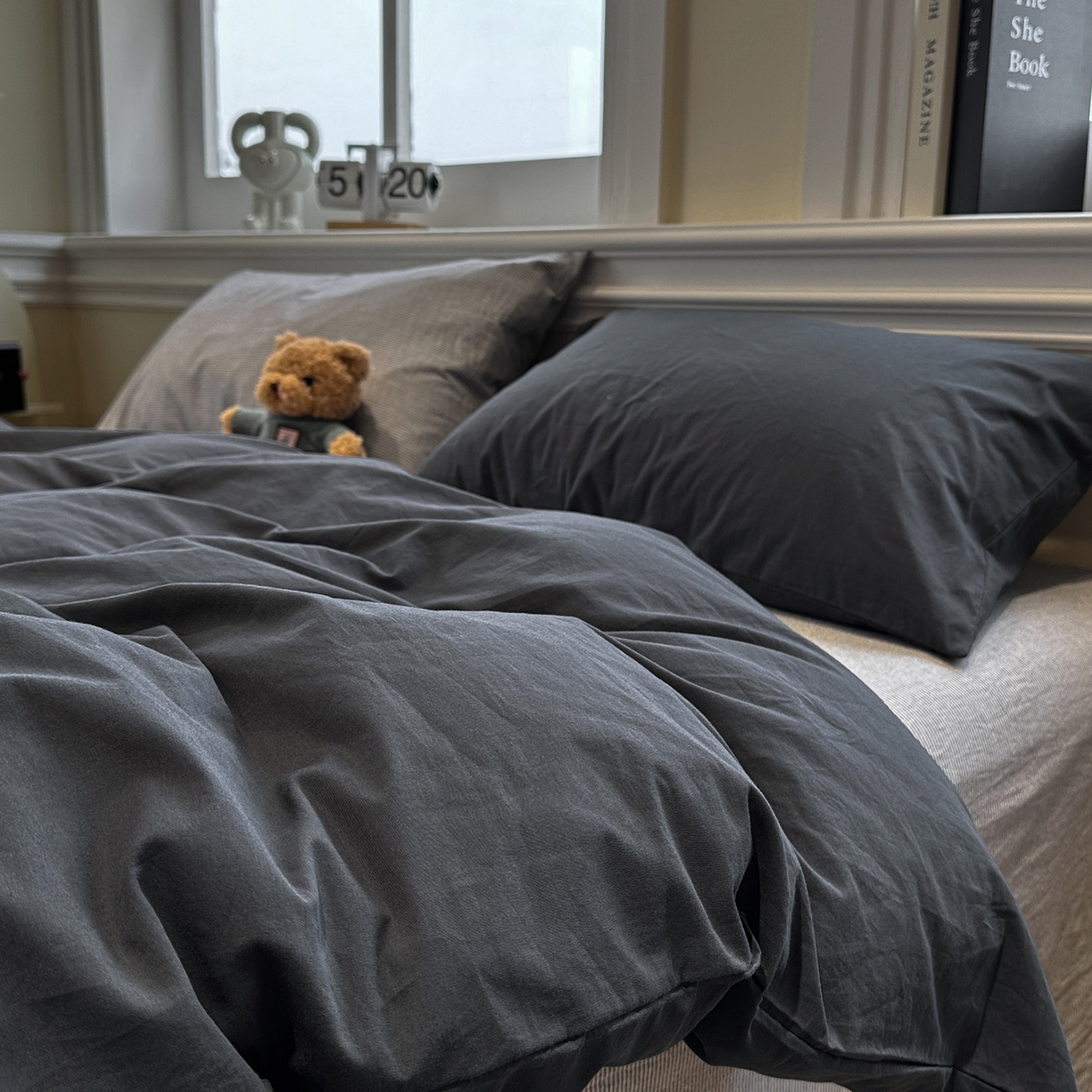 91家纺网 家纺一手货源 找家纺 欣晴家纺 2026新款软糯水洗棉条格无印宜家风混搭系列被套单件单品被套 混搭深灰