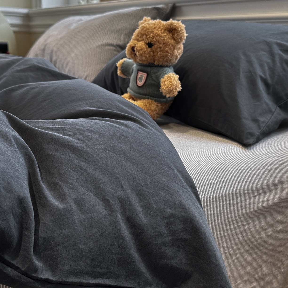 91家纺网 家纺一手货源 找家纺 欣晴家纺 2026新款软糯水洗棉条格无印宜家风混搭系列被套单件单品被套 混搭深灰