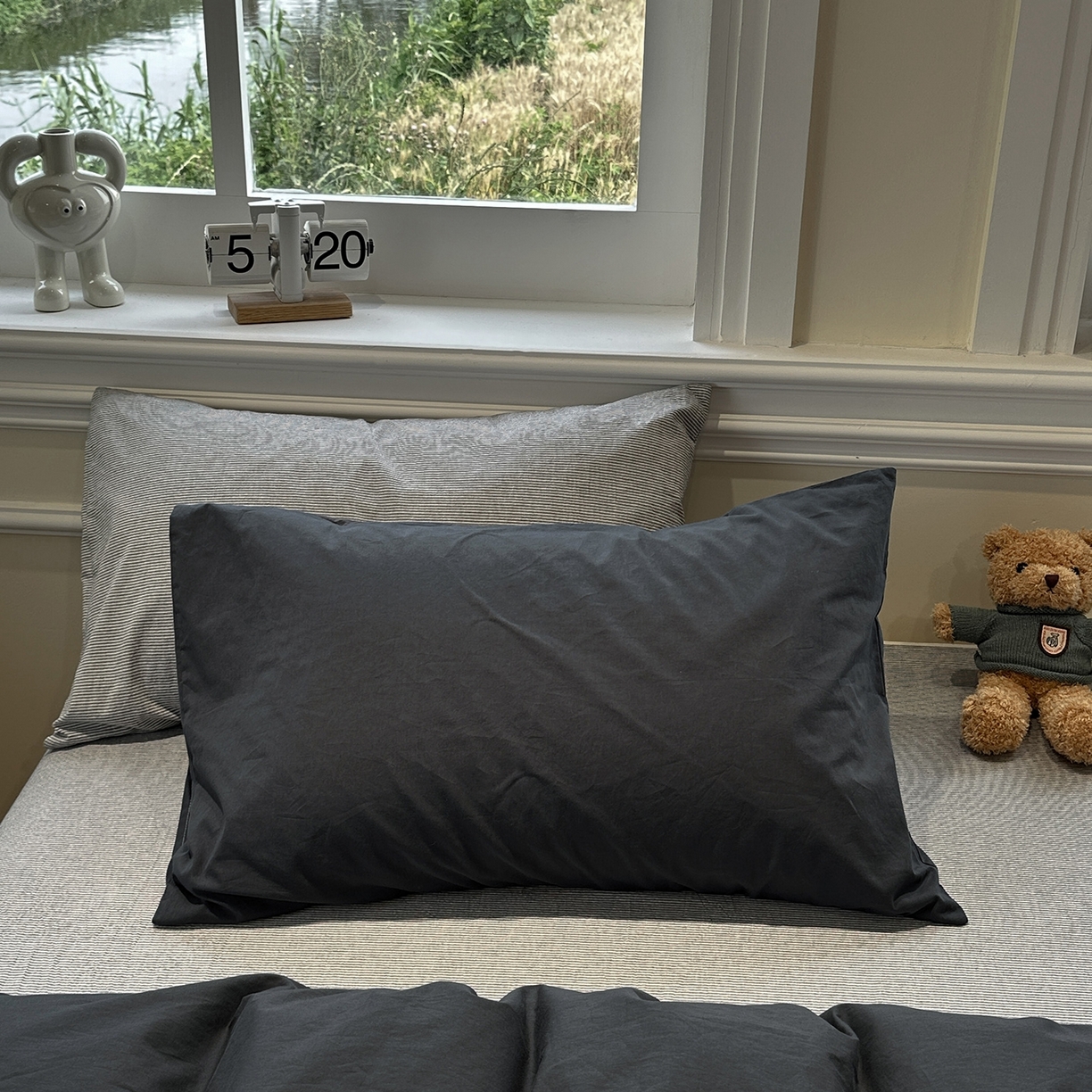 91家纺网 家纺一手货源 找家纺 欣晴家纺 2026新款软糯水洗棉条格无印宜家风混搭系列被套单件单品被套 混搭深灰