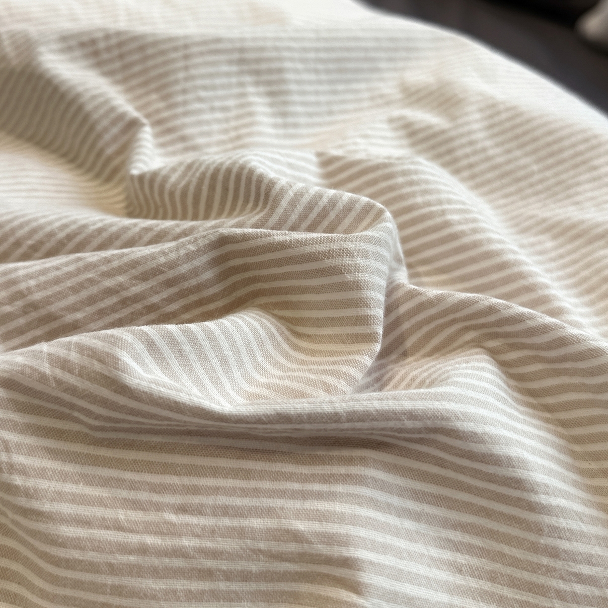 91家纺网 家纺一手货源 找家纺 欣晴家纺 2026新款软糯水洗棉条格无印宜家风混搭系列被套单件单品被套 混搭咖条